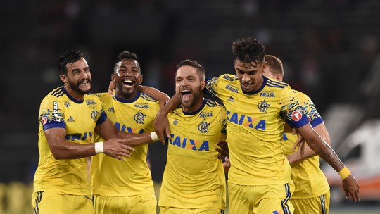 [FlaTv] Diego Alves, Paquetá e Dourado comentam a goleada do Mengão