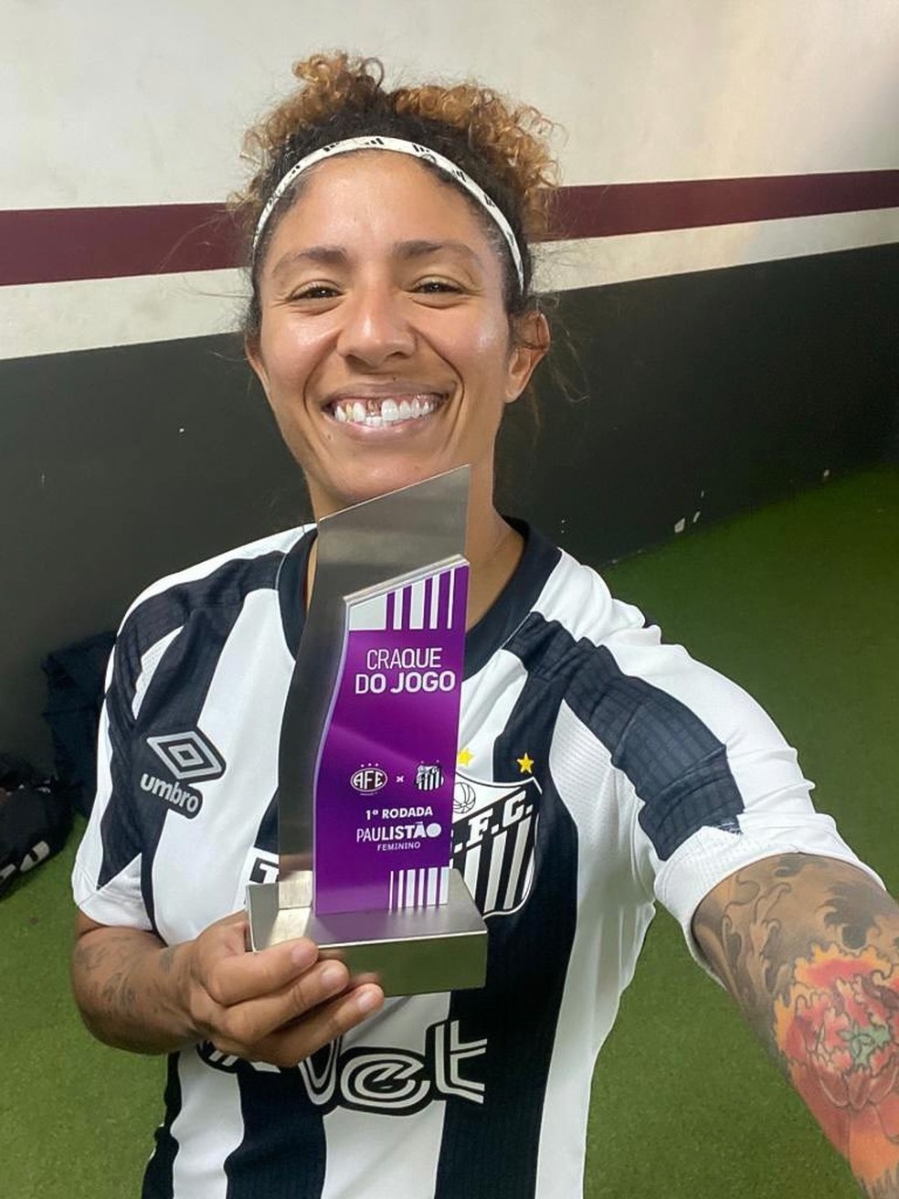 Cristiane, atacante do Santos, após perder dentes em jogo do Campeonato Paulista Feminino — Foto: Divulgação/Santos FC
