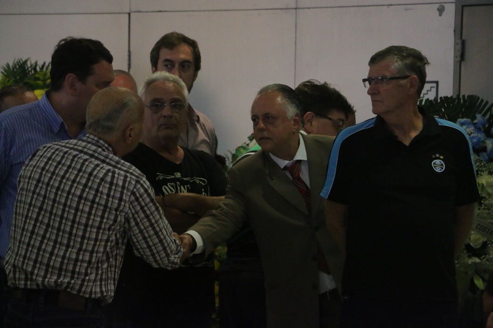Ex-presidente do Inter Fernando Carvalho no velório do Fábio Koff (Foto: Eduardo Deconto)