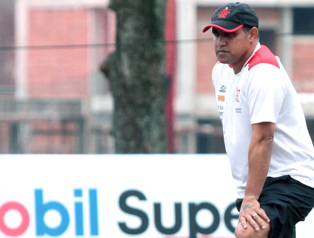 Curtinha: auxiliar técnico Paulo Henrique é desligado do Flamengo