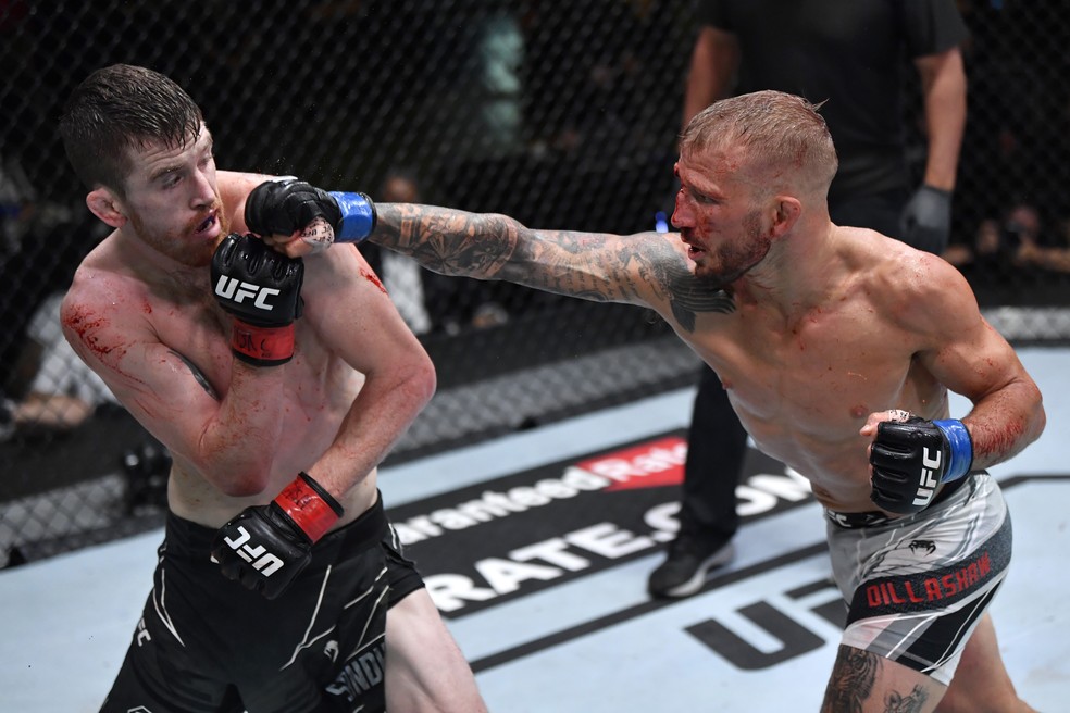 TJ Dillashaw está perto da disputa de título — Foto: Getty Images
