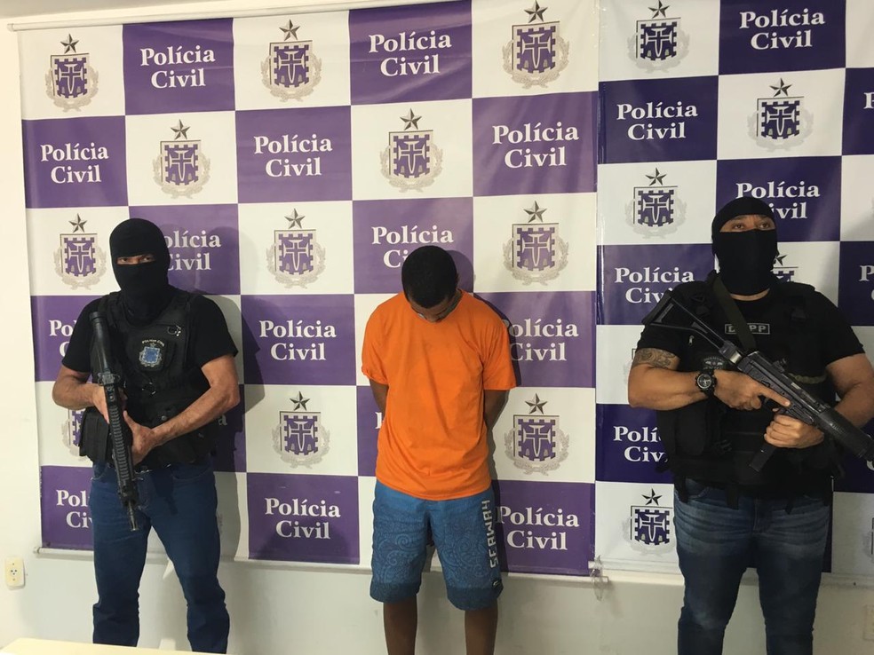 Suspeito foi apresentado em coletiva realizada nesta terÃ§a-feira â€” Foto: Isabela Cardoso/G1 Bahia