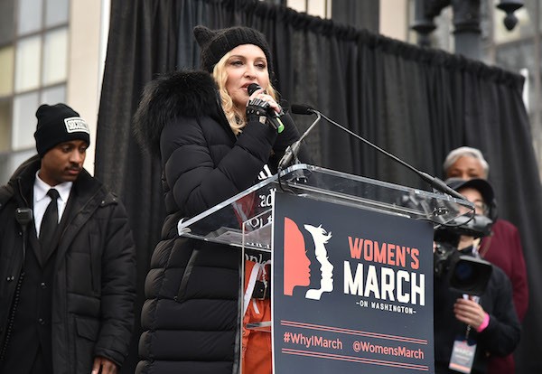 A cantora Madonna no protesto contra Donald Trump (Foto: Getty Images)