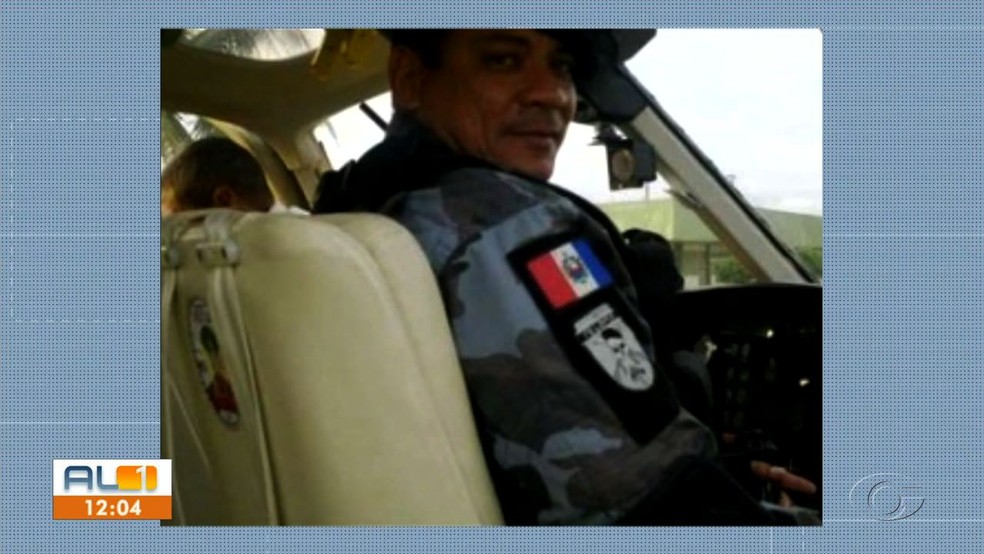 Suspeito de matar o soldado Ivanilton, sargento Valterly Barbosa de Lima morreu em uma troca de tiros com a RP — Foto: Reprodução/TV Gazeta