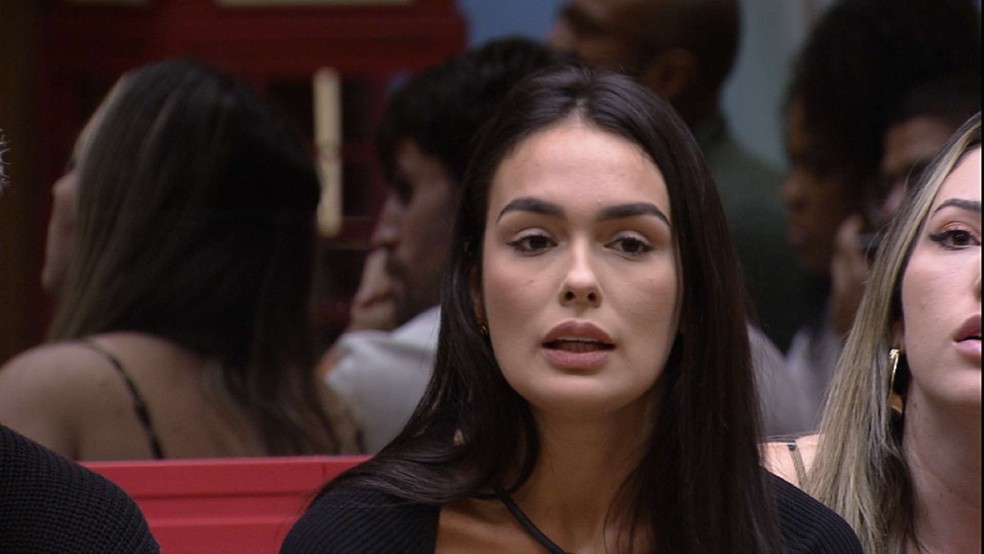 Larissa ganhou o Contragolpe de Aline Wirley &mdash; Foto: Globo