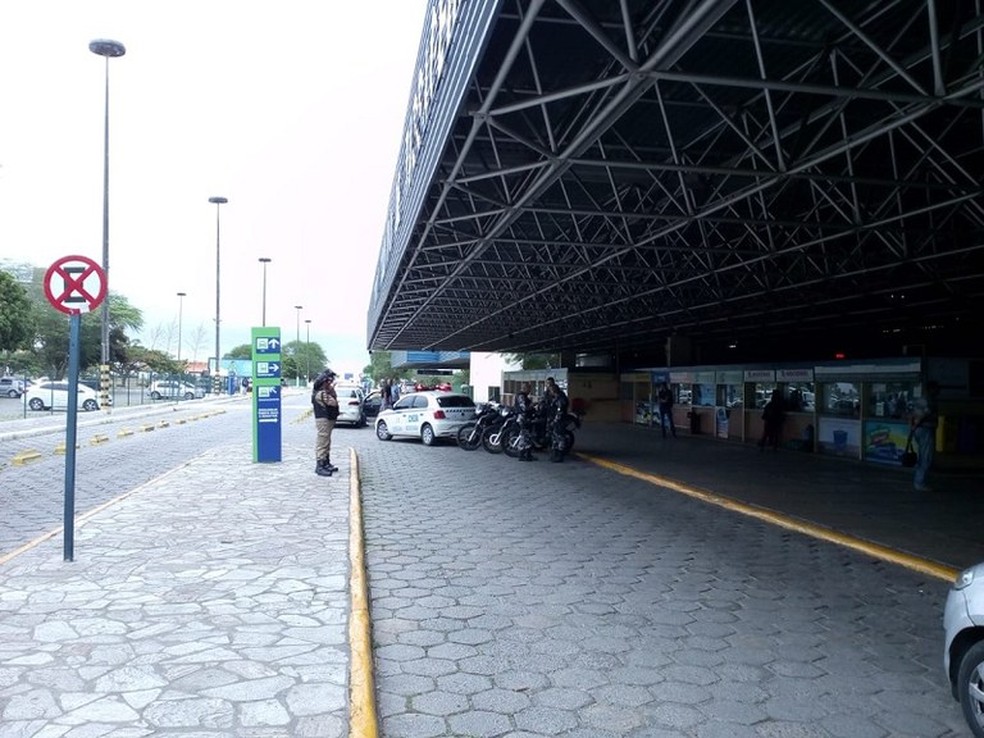 Ônibus intermunicipais foram autorizados a retornarem a circular, mas com frota reduzida por conta do novo coronavírus — Foto: Divulgação/DER-PB