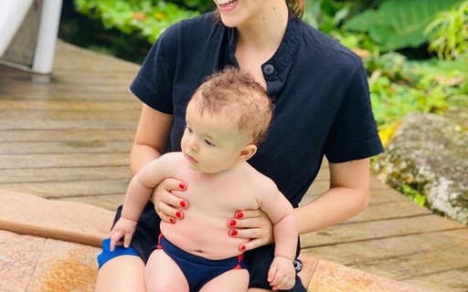 Taina Muller Compartilha Video Ao Lado Da Irma E Semelhanca Impressiona Clones Gq Celebridades
