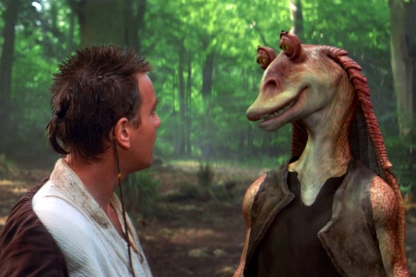 Obi Wan Kenobi e Jar Jar Binks em cena de 'Star Wars: Episódio I - A Ameaça Fantasma' (Foto: Divulgação)