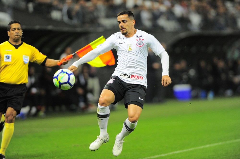 Corinthians descarta tentar antecipar retorno de Fagner da Seleção para atuar no primeiro jogo da semifinal da Copa do Brasil