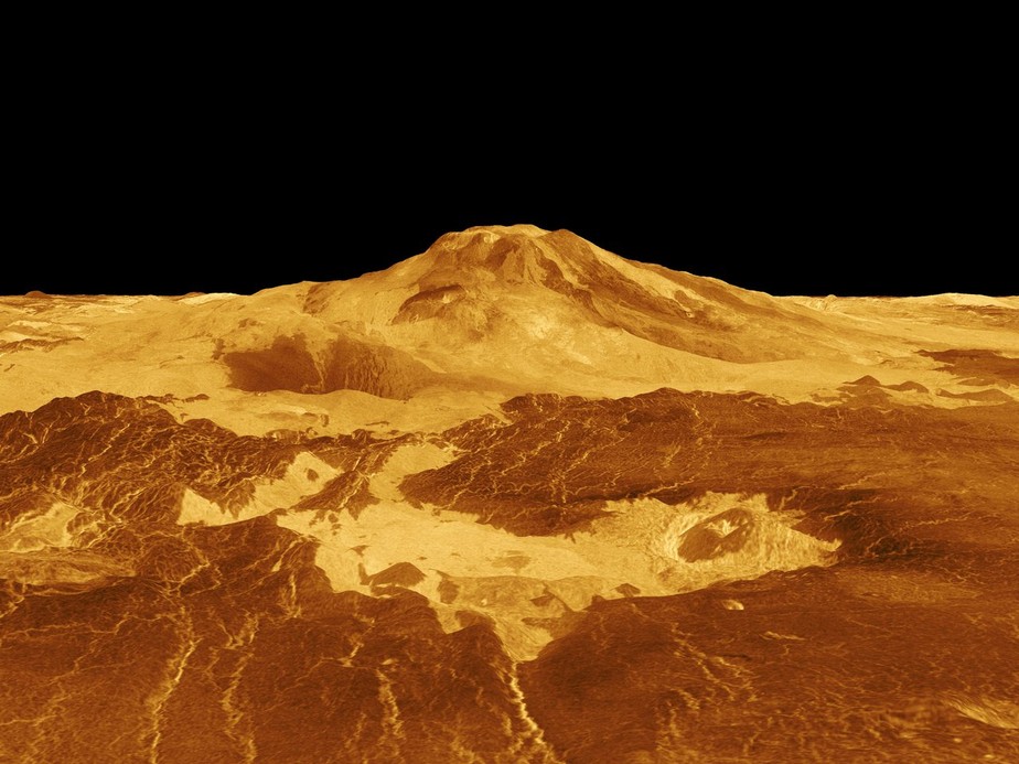 Imagens servem como evidência para comprovar a existência de um vulcão em erupção no planeta Vênus