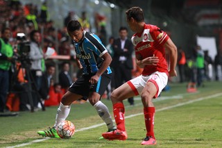 Com um a mais, Grêmio decepciona e perde para o Toluca pela Libertadores
