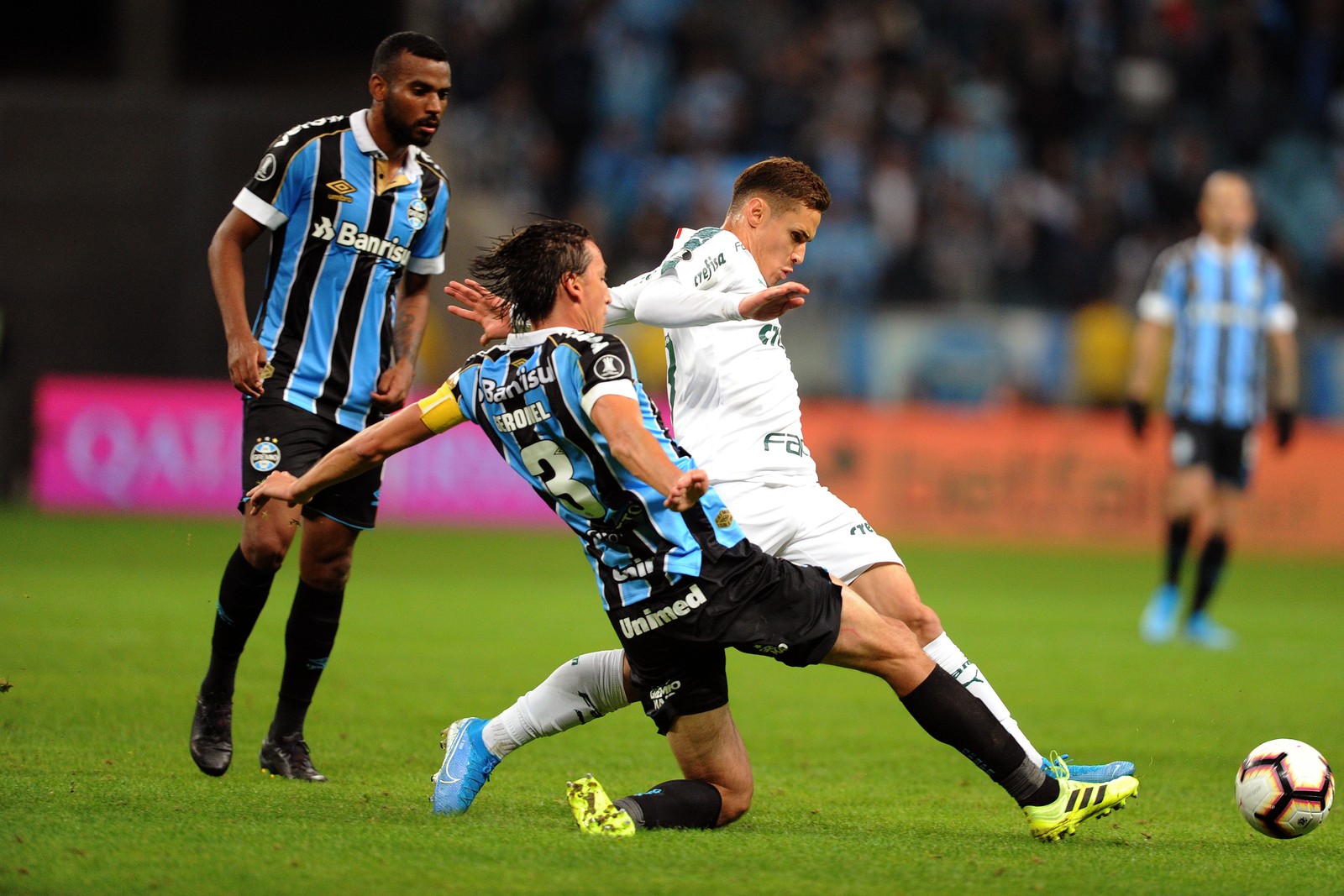 De Maicon para Geromel: Renato Gaúcho explica mudança de capitão do Grêmio