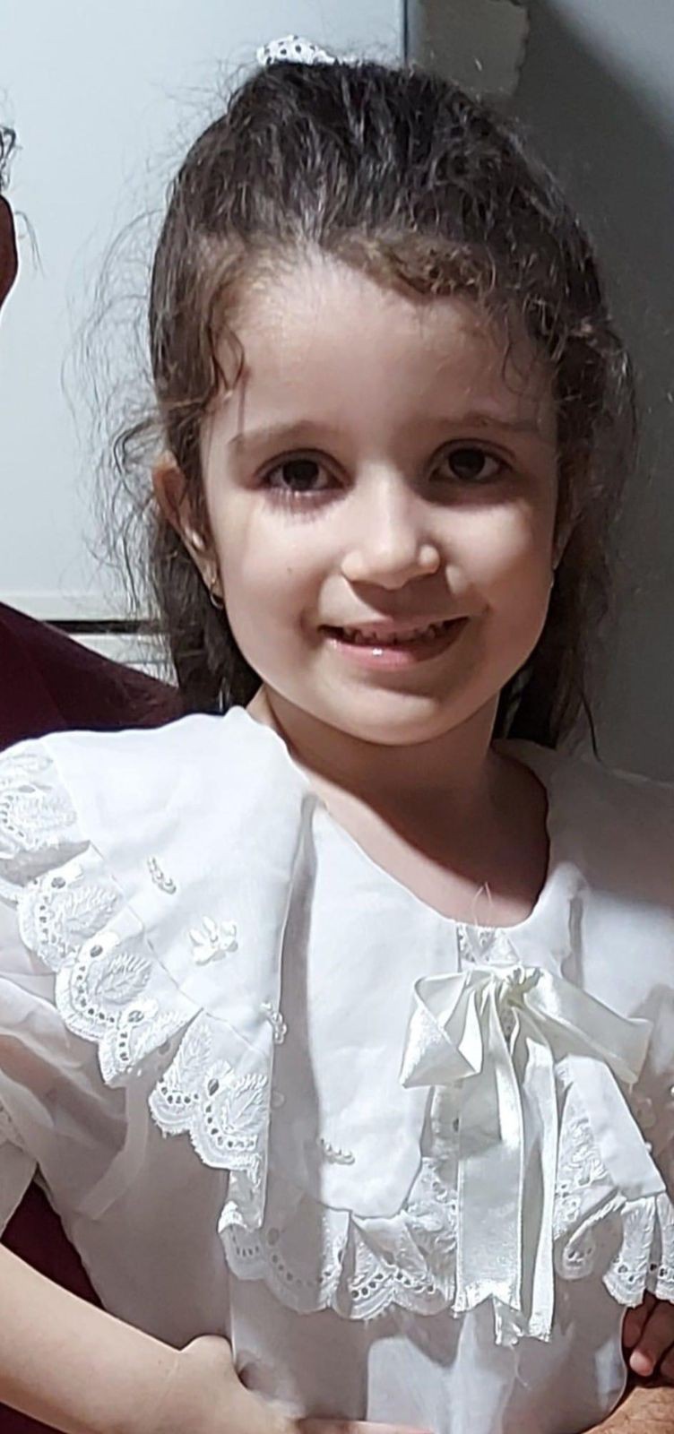 Justiça libera acusados de matar menina de 5 anos durante ritual de cura em MG