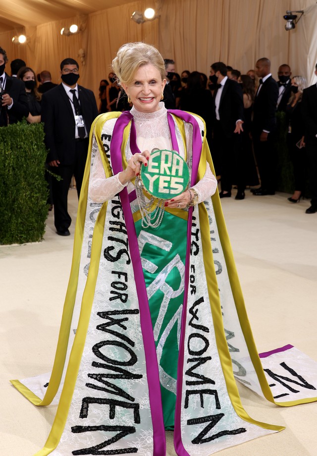 NEW YORK, NEW YORK - SEPTEMBER 13: Carolyn B. Maloney attends The 2021 Met Gala Celebrating In America: A Lexicon Of Fashion at Metropolitan Museum of Art on September 13, 2021 in New York City. (Photo by John Shearer/WireImage) (Foto: WireImage)