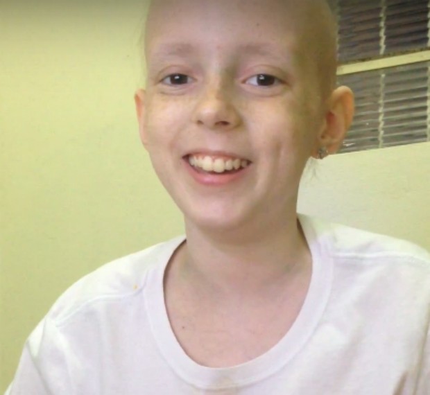 Menina com câncer realiza sonho de criar um canal no YouTube (Foto: Reprodução/Instagram)