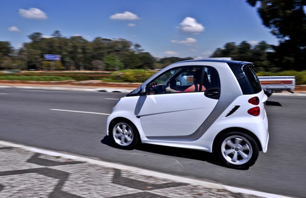 Auto Esporte - Primeiras impressões: Smart Turbo Coupé 2013