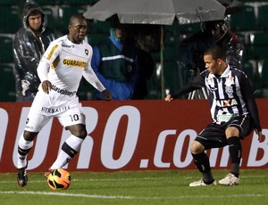 Seedorf, Figueirense x Botafogo (Foto: Cristiano Andujar/Vipcomm)