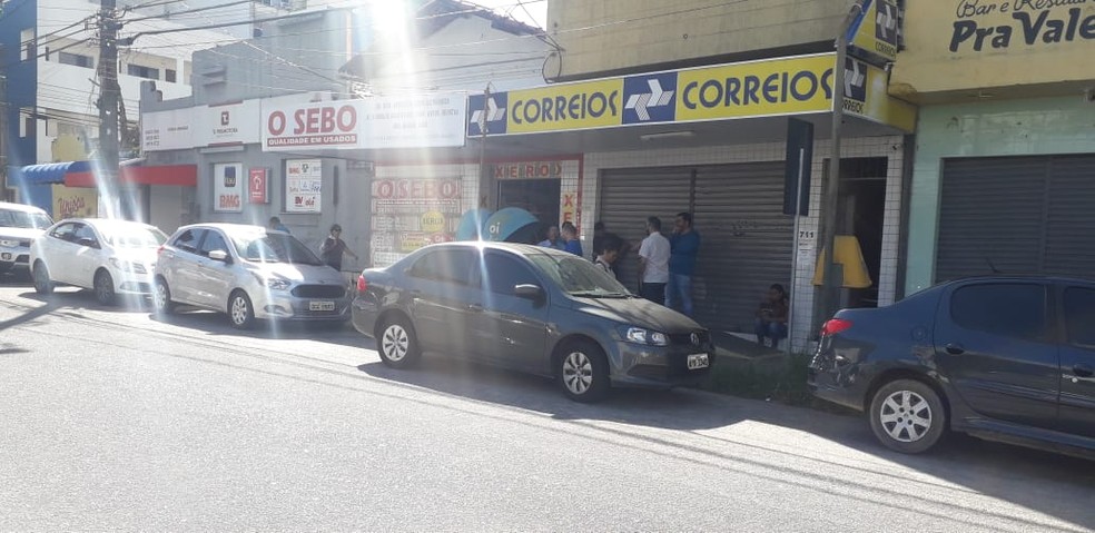 AgÃªncia dos Correios na Rua Princesa Isabel, no centro de Natal, foi assaltada nesta terÃ§a-feira (9). â Foto: KlÃªnyo GalvÃ£o/Inter TV Cabugi 
