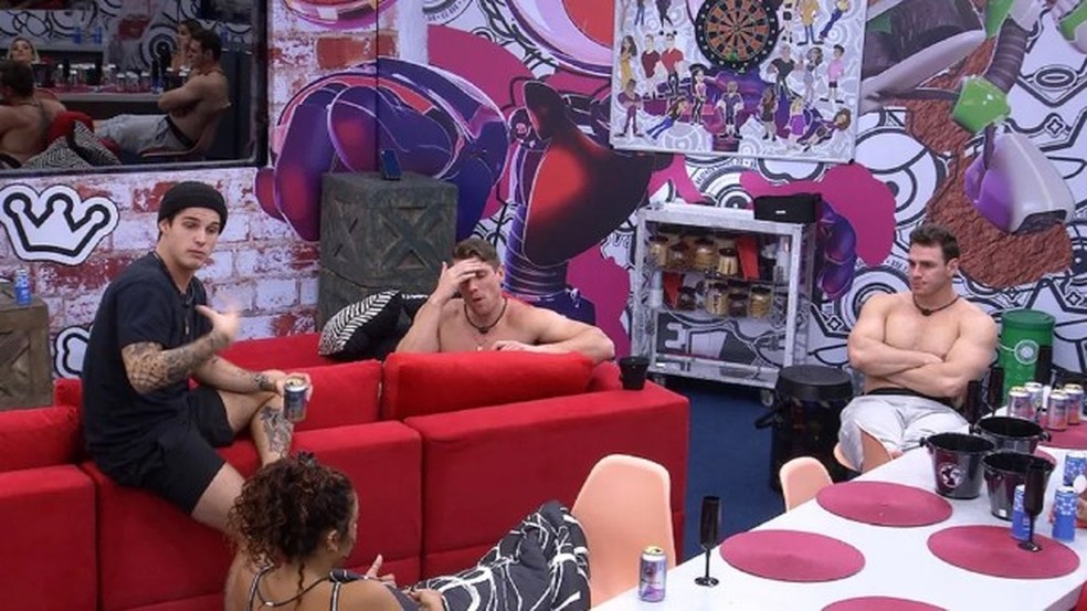 Na Casa do Reencontro, eliminados dizem quem são os favoritos do BBB 23  — Foto: Globo
