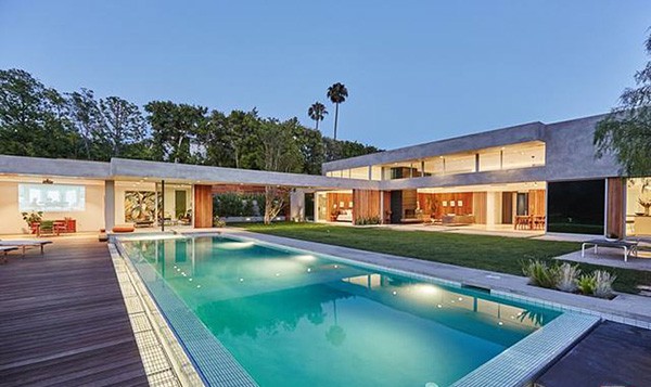Casa de solteiro de Nick Jonas em Beverly Hills vendida a 27,2 milhões de reais  (Foto: Imobiliária Estately)