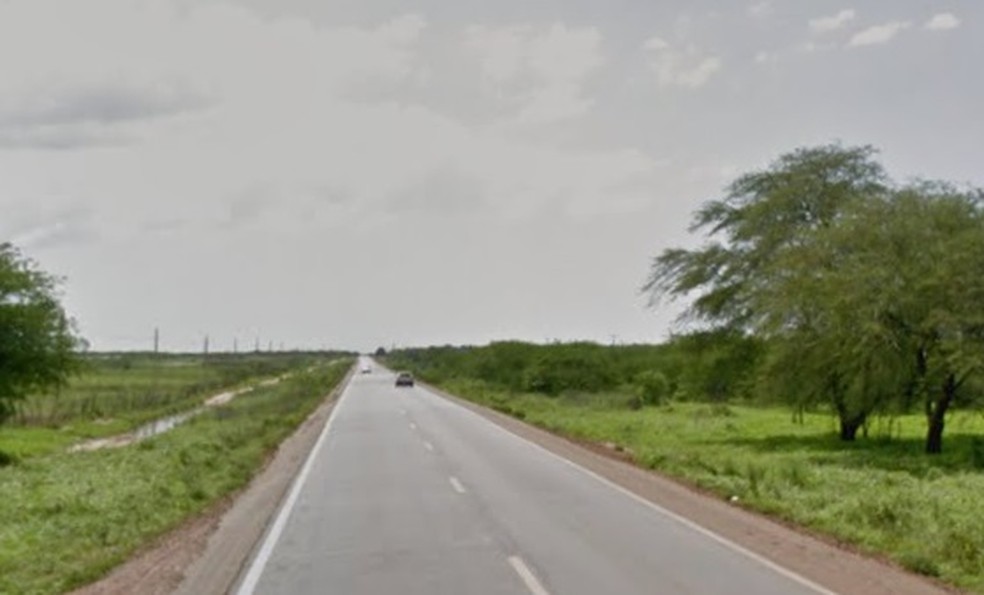 BR-406 na Região da Baixa do Meio, no caminho de Macau — Foto: Google Street View