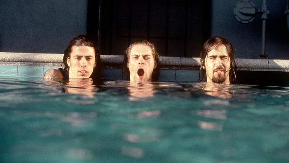Dave Grohl, Kurt Cobain e Krist Novoselic em ensaio de fotos do disco 'Nevermind' — Foto: Divulgação