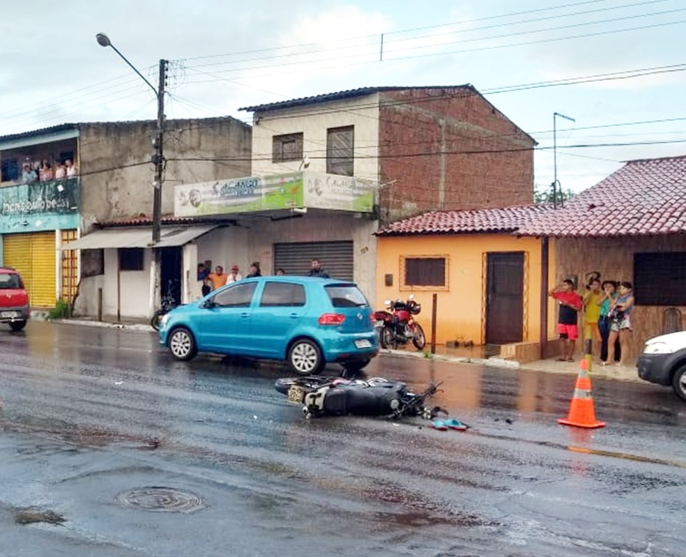 Motociclista não resistiu ao impacto da batida  — Foto: Ediana Miralha/Inter TV Cabugi 