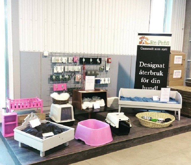 Produtos para pet (segunda-mão) vendidos no shopping da Suécia (Foto: Divulgação)