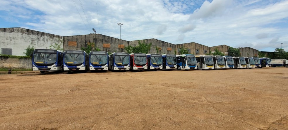 Rio Branco recebeu 15 ônibus de empresa que vai assumir linhas ‘abandonadas’ na capital  — Foto: Arquivo/RBTrans