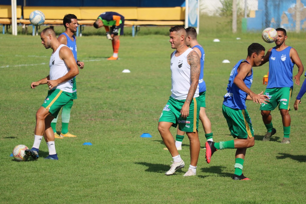 Betinho no estádio Felipão — Foto: Jade Araujo / ge Piauí
