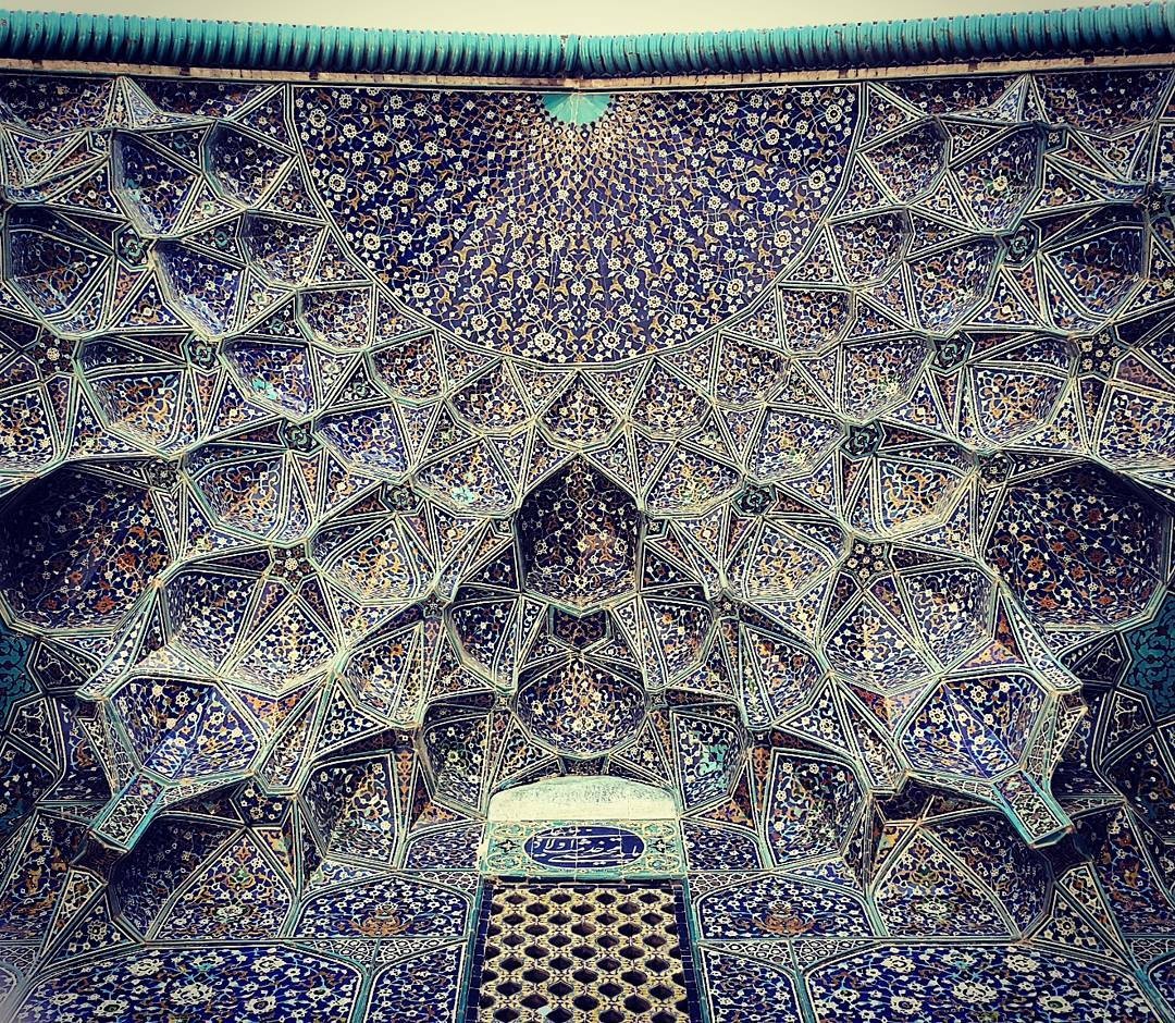 Teto da mesquita lotfollah em Esfahan, no Irã (Foto: m1rasoulifard)