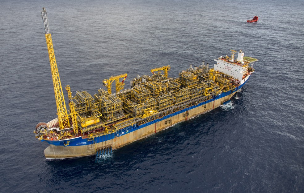 FPSO Cidade de Saquarema em operação no Campo de Lula, na Bacia de Santos — Foto: André Motta / Agência Petrobras
