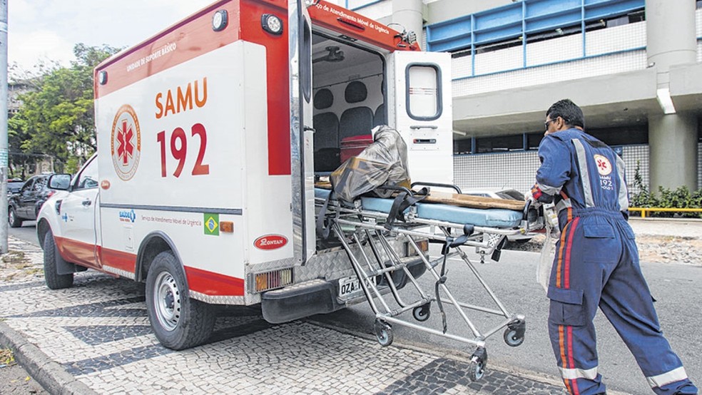 Casos de maior gravidade como acidentes de trânsito, AVCs e infartos são atendidos pelo Samu  — Foto: Fabiane de Paula/SVM