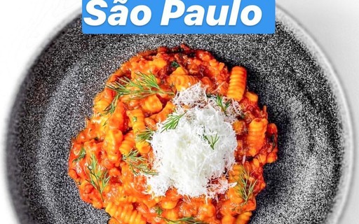 Quem Voce Acha Que Esta Por Tras Do Teddy S Favorites Vogue Lifestyle · já experimentou essa deliciosa receita de strogonoff de frango? teddy s favorites vogue