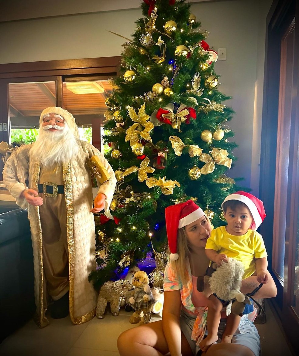 Marilia Mendonça e o filho Leo  — Foto: Reprodução/Instagram