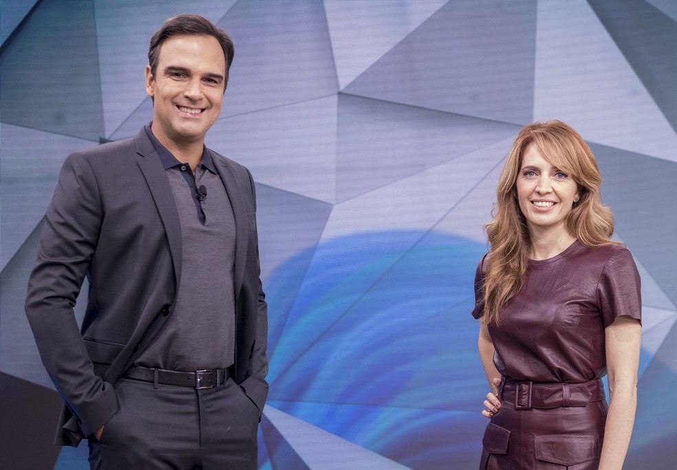 Tadeu Schmidt e Poliana Abritta no 'Fant�stico' � Foto: Jo�o Cotta/Globo