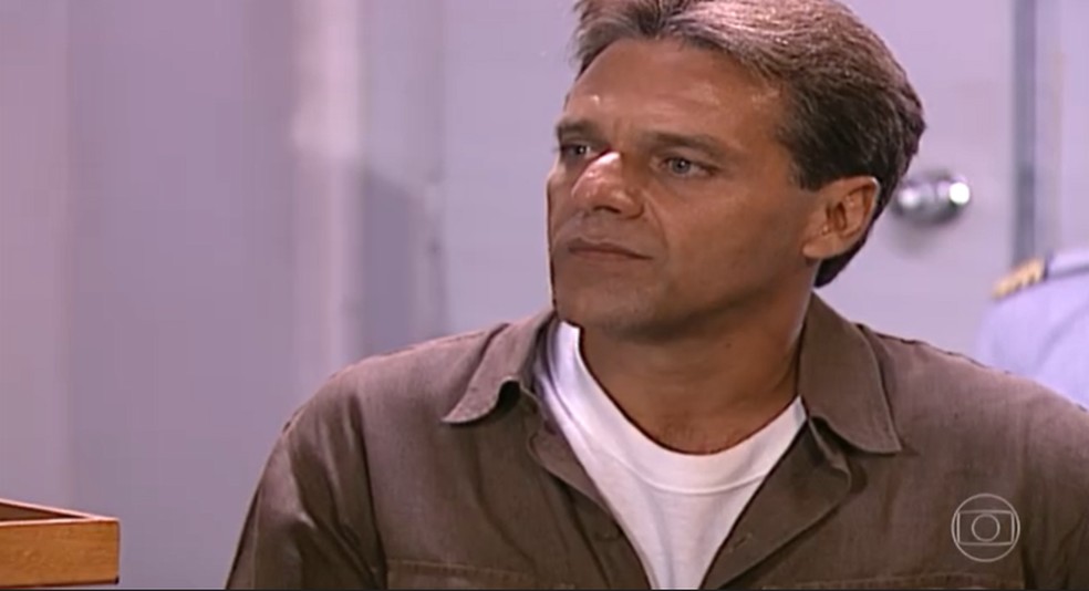 José Carlos Sanches como Fausto, em 'Por Amor' — Foto: Reprodução