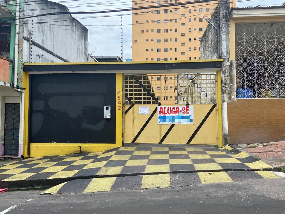 Imóvel foi demolido, reconstruído e está à venda. — Foto: Ayrton Senna Gazel/g1 AM