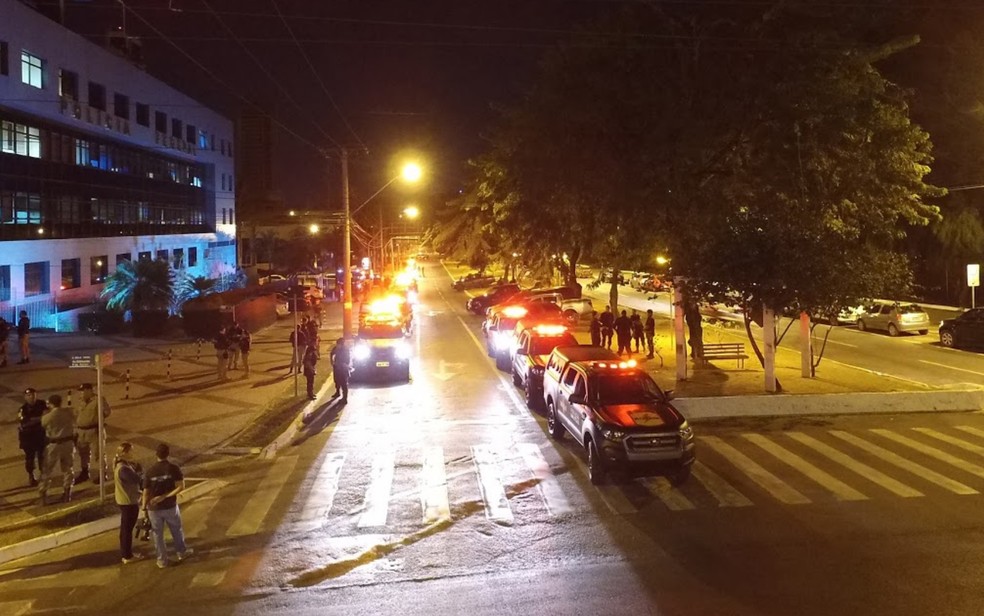 Operação teve início ainda nesta madrugada visando cumprir 91 mandados (Foto: Divulgação/PF)