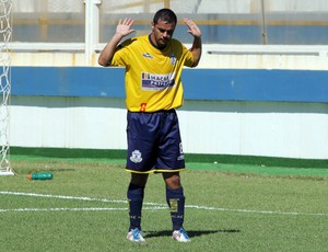Ziquinha, do Macaé, não comemora gol (Foto: Tiago Ferreira/Divulgação)