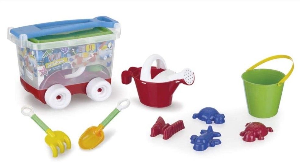 O kit com balde, carrinho e pá é uma opção de brinquedo para o verão (Foto: Reprodução/Amazon)