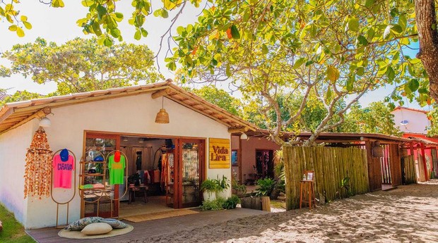 A loja da Vida Lira, em Caraíva, sul da Bahia (Foto: Divulgação)