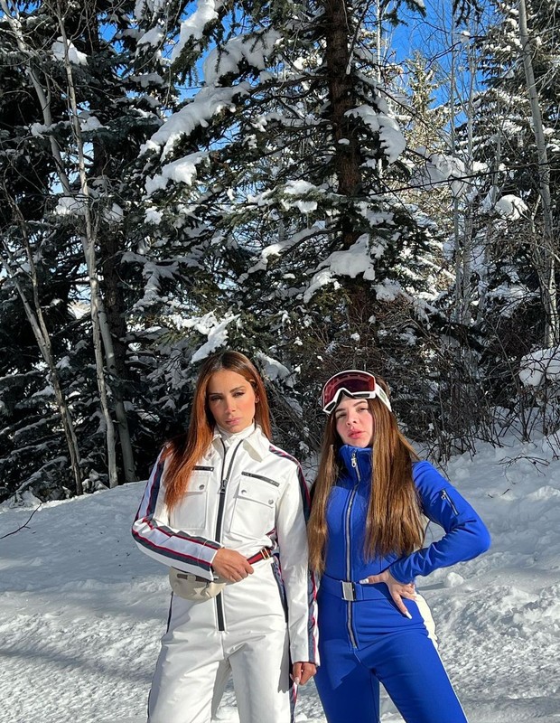 Anitta e GKay (Foto: Reprodução/Instagram)