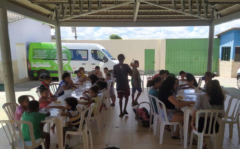 Crianças do abrigo Lar de São José — Foto: Arquivo pessoal