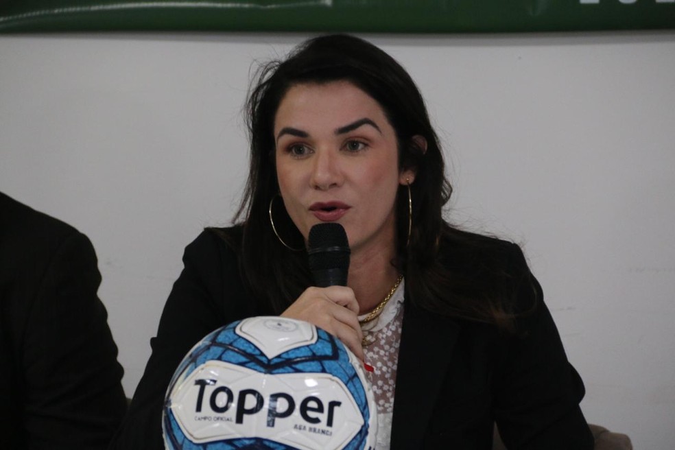 Michelle Ramalho afirmou que tem trabalho com os clubes para que a abertura do estadual n�o seja de port�es fechados � Foto: Raniery Soares / FPF-PB
