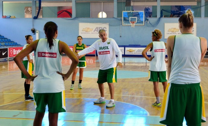 Luiz Zanon técnico Seleção feminina de basquete (Foto: Danilo Sardinha/GloboEsporte.com)