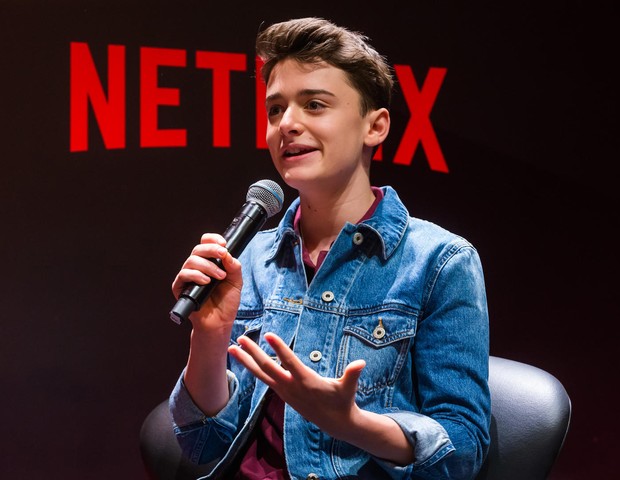 Ator de 'Stranger Things' vem ao Brasil para evento sobre a série