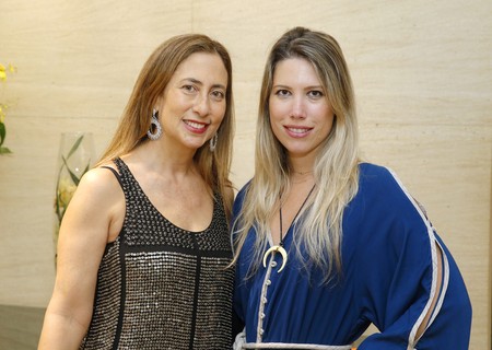  Carla Amorim e Flávia Mesquita      