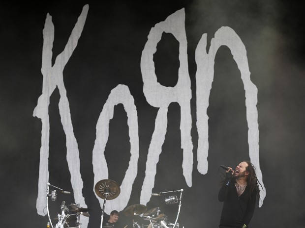 Show do Korn durante o Download Festival, na Inglaterra, nesta sexta (14) (Foto: Reuters/Darren Staples)