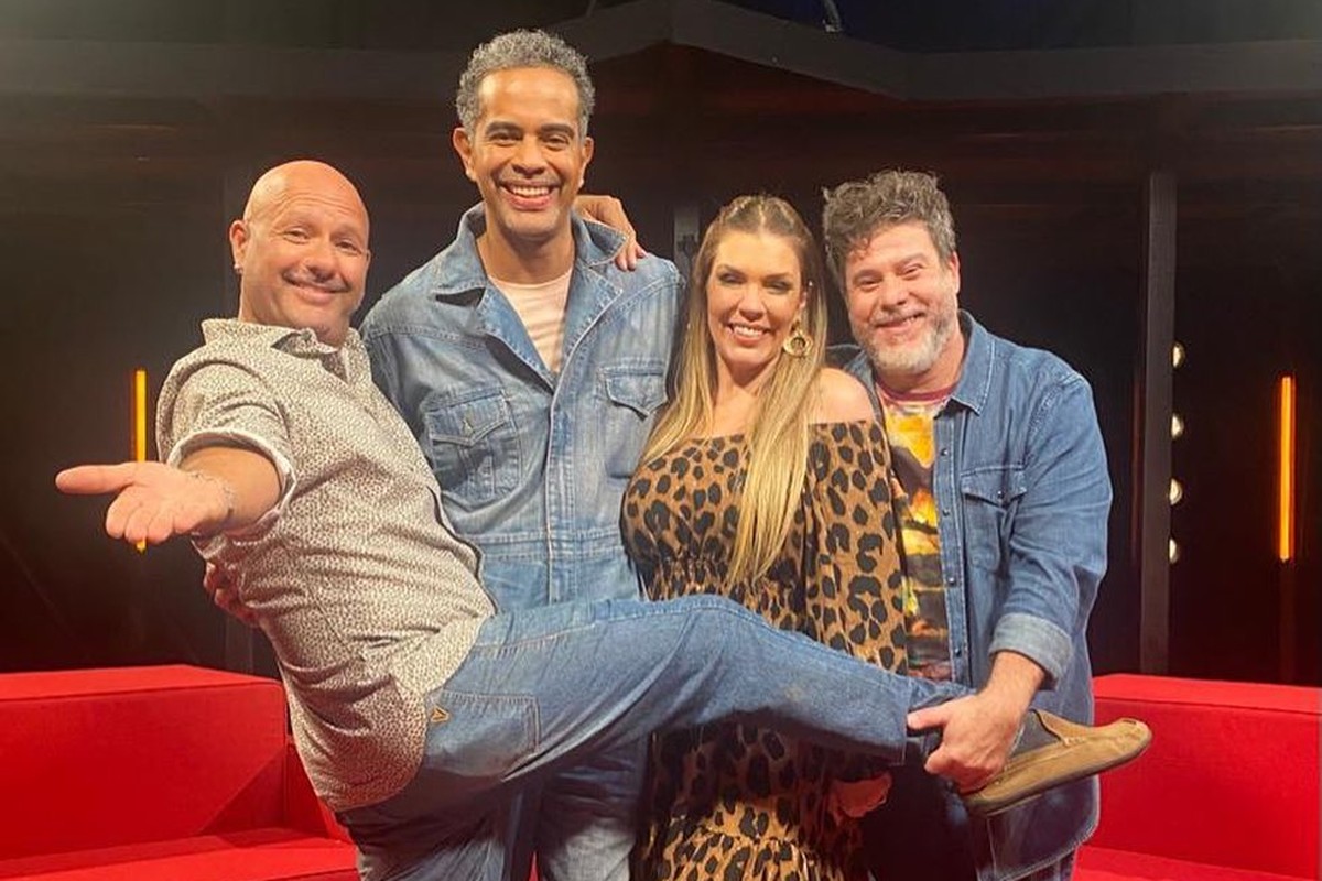 Simony Reencontra Jair Oliveira Mike E Tob E Anuncia Filme Sobre O Bal O M Gico Quem Quem News